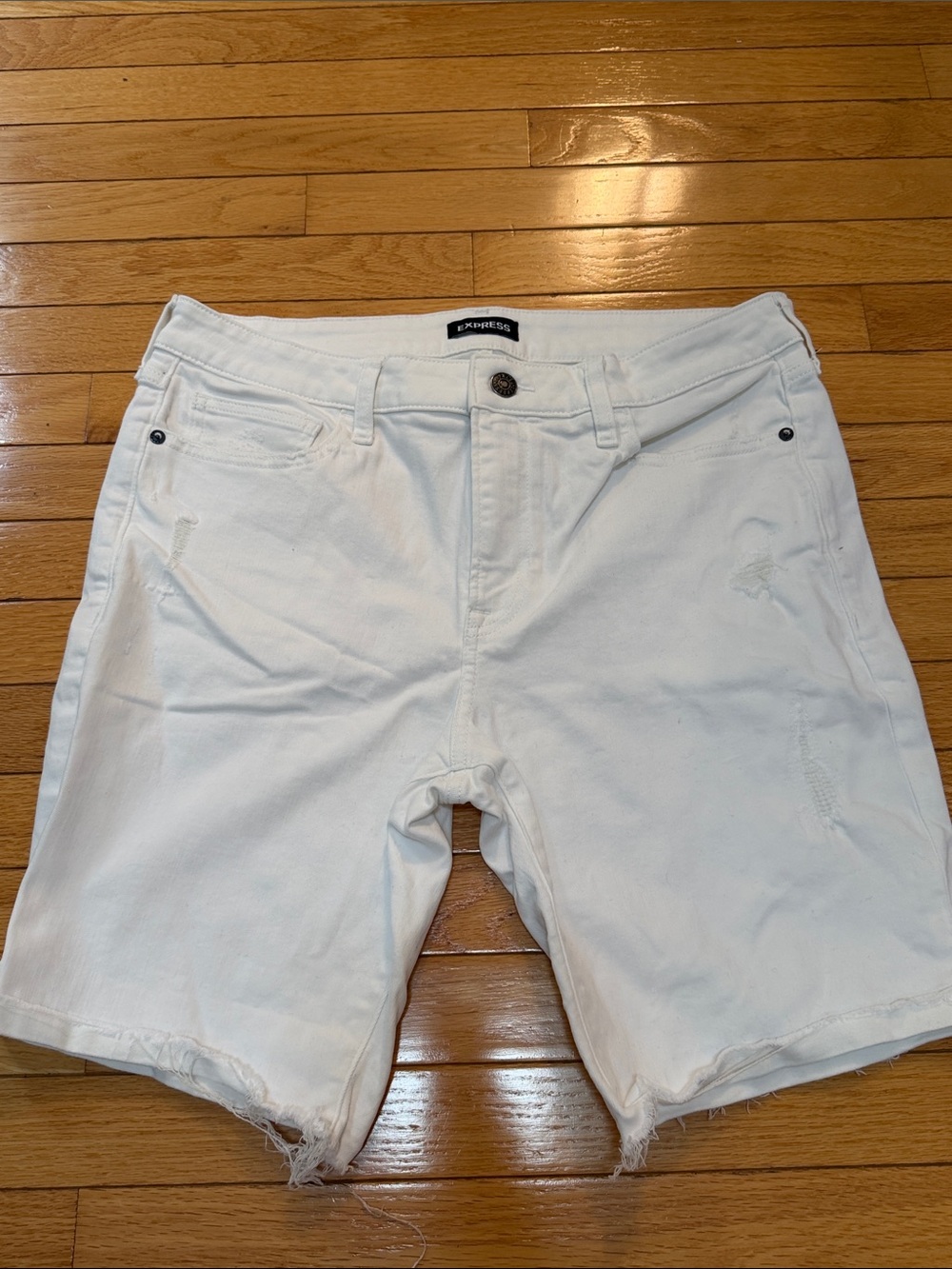 Express White Men’s Denim Shorts with Subtle Distress